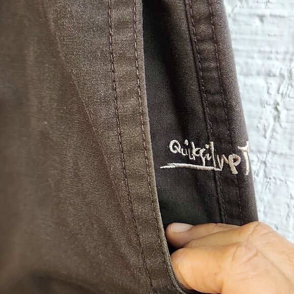 QUICKSILVER Men's Casual Flat Front Chocolate Brown Shorts 36 - Picture 7 of 15